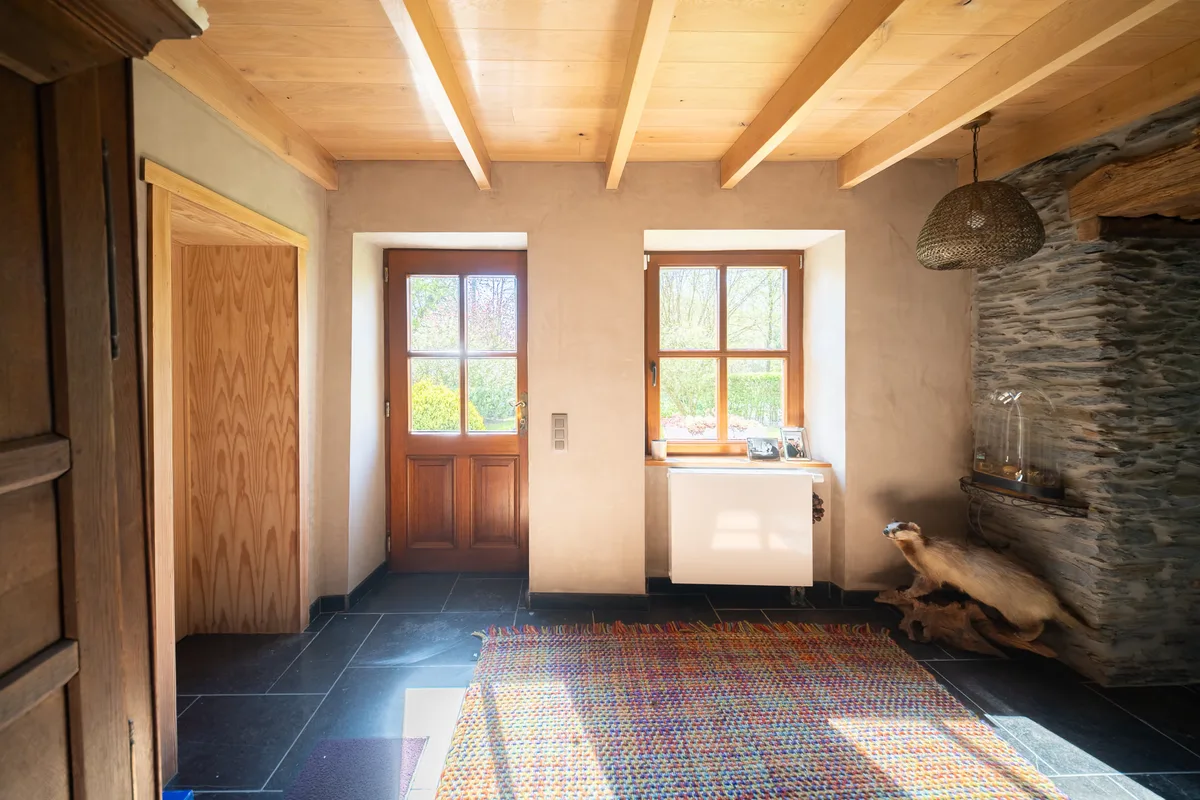 Béton ciré, terrazzo et SOLIDRO dans une maison à Wittimont