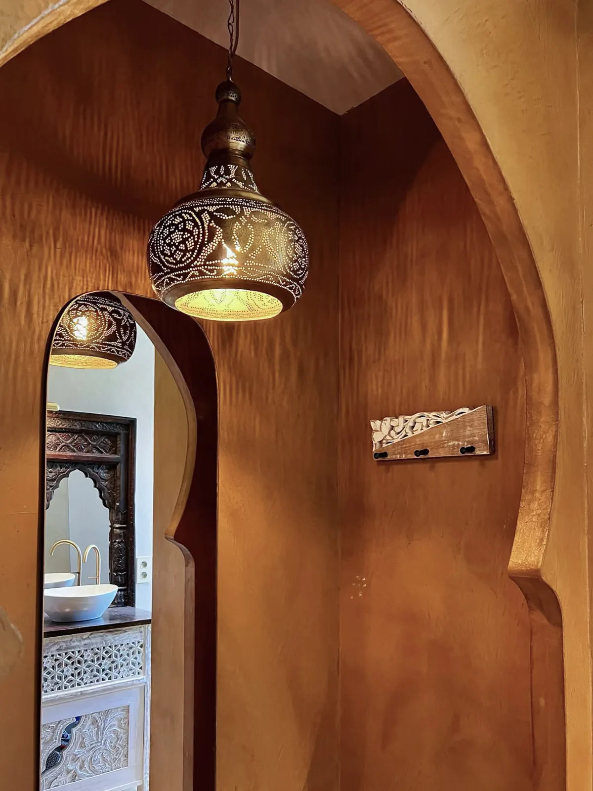 Salles de bains et WC en béton ciré et Mortex coloré