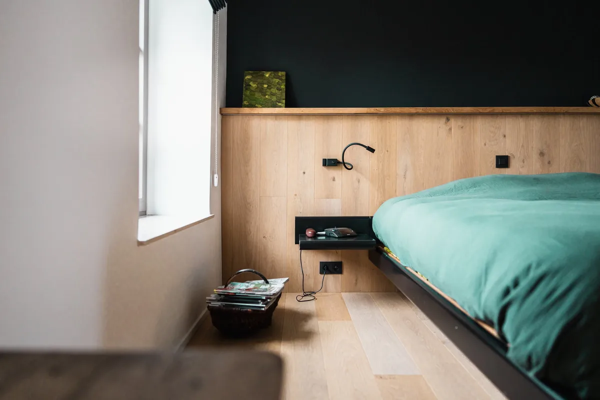 Chambre en parquet et chêne sur mesure, vue 6