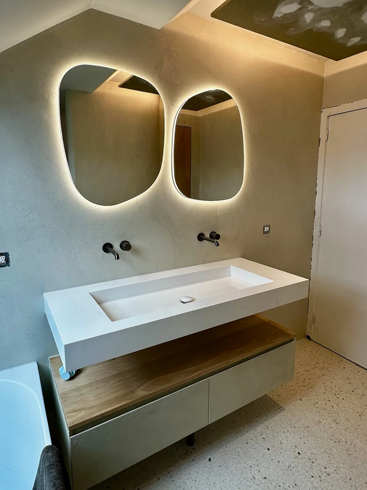 Rénovation en Mortex et terrazzo Bealstone à Zaventem